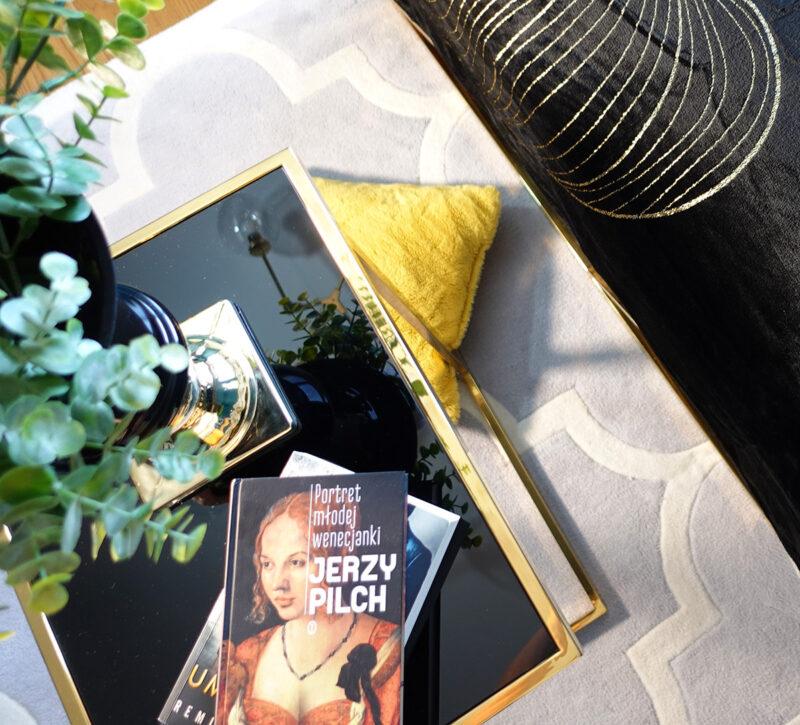 srolik-boczny-przy-lozku srolik-boczny-przy-lozku