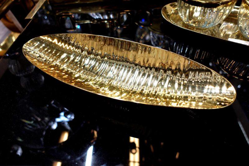 PATERA DEKORACYJNA złota w kształcie liścia styl glamour2