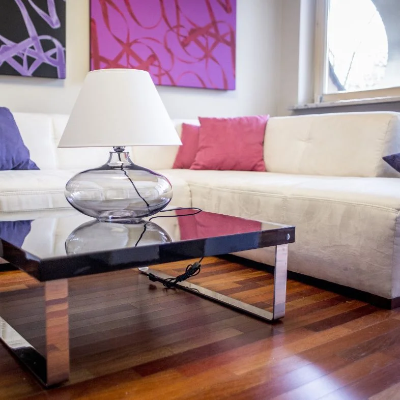 LAMPA STOŁOWA 4concepts Stockholm Transparentna Czerń LAMPA STOŁOWA 4concepts Stockholm Transparentna Czerń Ekskluzywna