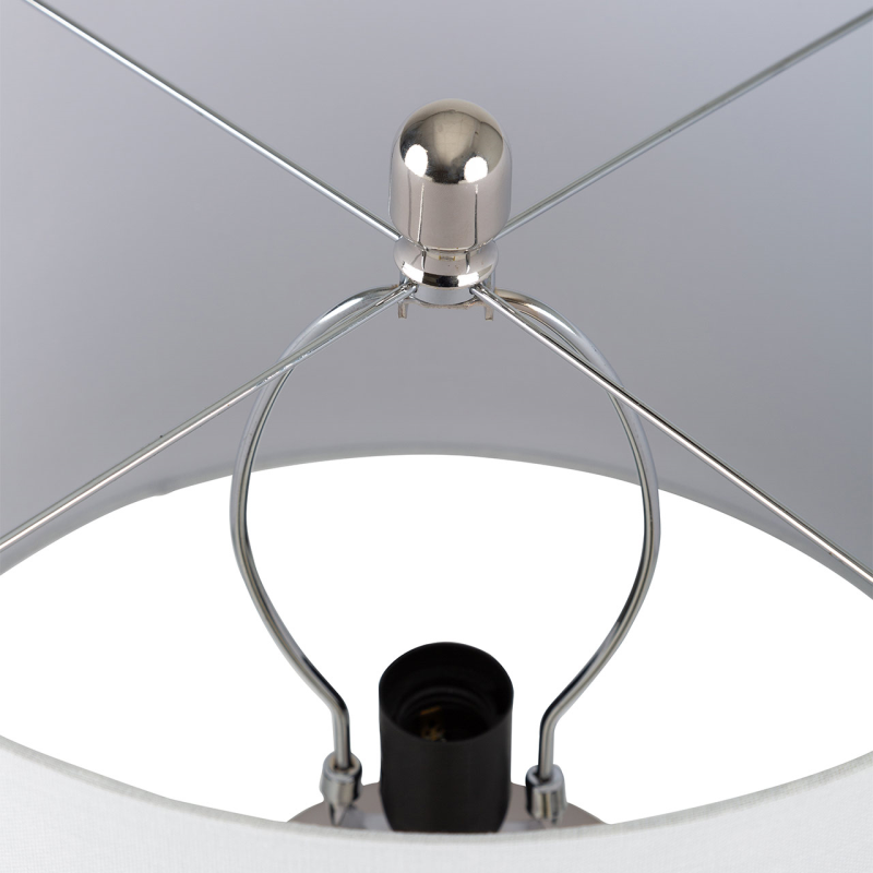 lampa-stolowa-styl-klasyczny-styl-hamptons-bialy-abazur-szklana-podstawa-piaskowa-3