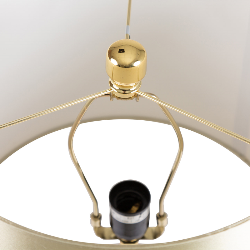 lampa-stolowa-zlota-metalowa-podstawa-zloty-abazur-klasyczny-styl-3