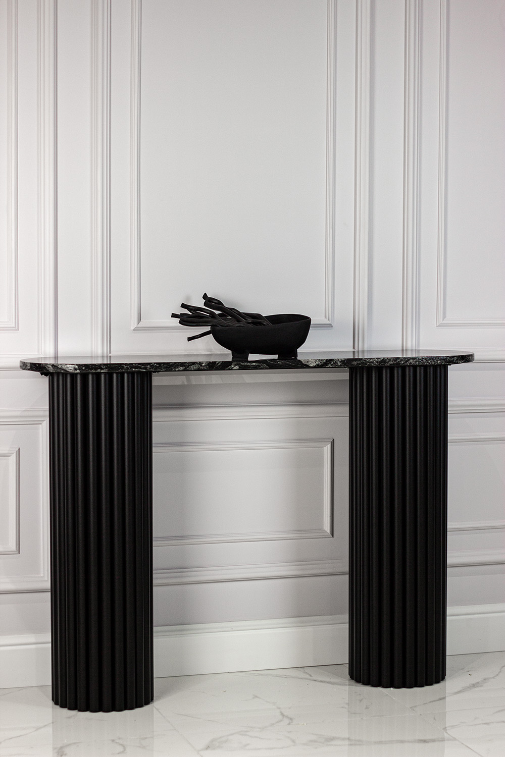 Konsola Else marmurowy blat, ryflowane nogi, nowoczesna Konsola Else marmurowy blat, ryflowane nogi, nowoczesna