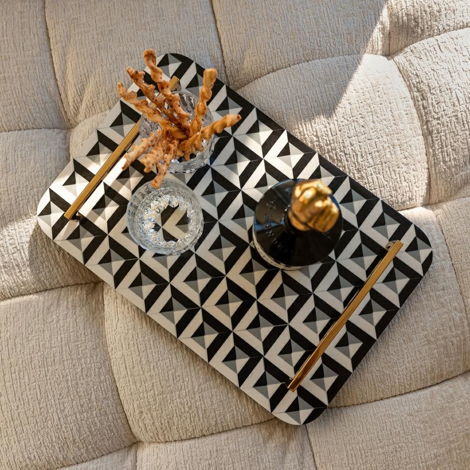 TACA dekoracyjna, prostokątna z żywicy, geometryczny wzór, złote uchwyty, ekskluzywna TACA dekoracyjna, prostokątna z żywicy, geometryczny wzór, złote uchwyty, ekskluzywna