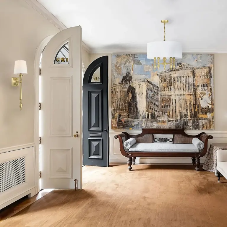 KINKIET Austin mosiężny z białym abażurem, elegancki, klasyczny styl, wyjątkowy KINKIET Austin mosiężny z białym abażurem, elegancki, klasyczny styl, wyjątkowy