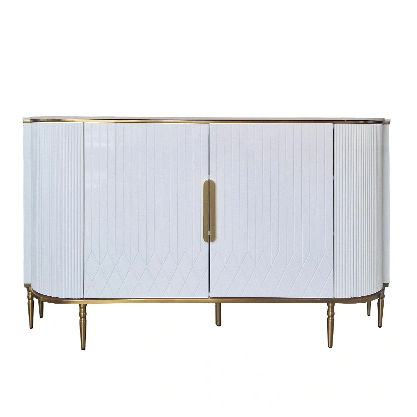 KOMODA biała, ryflowana ze złotymi metalowymi detalami, blat ze spieku kamiennego, glamour