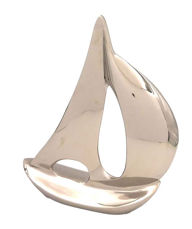 FIGURKA DEKORACYJNA duży, metalowy jacht w srebrnym wydaniu, marynistyczny styl, ekskluzywna