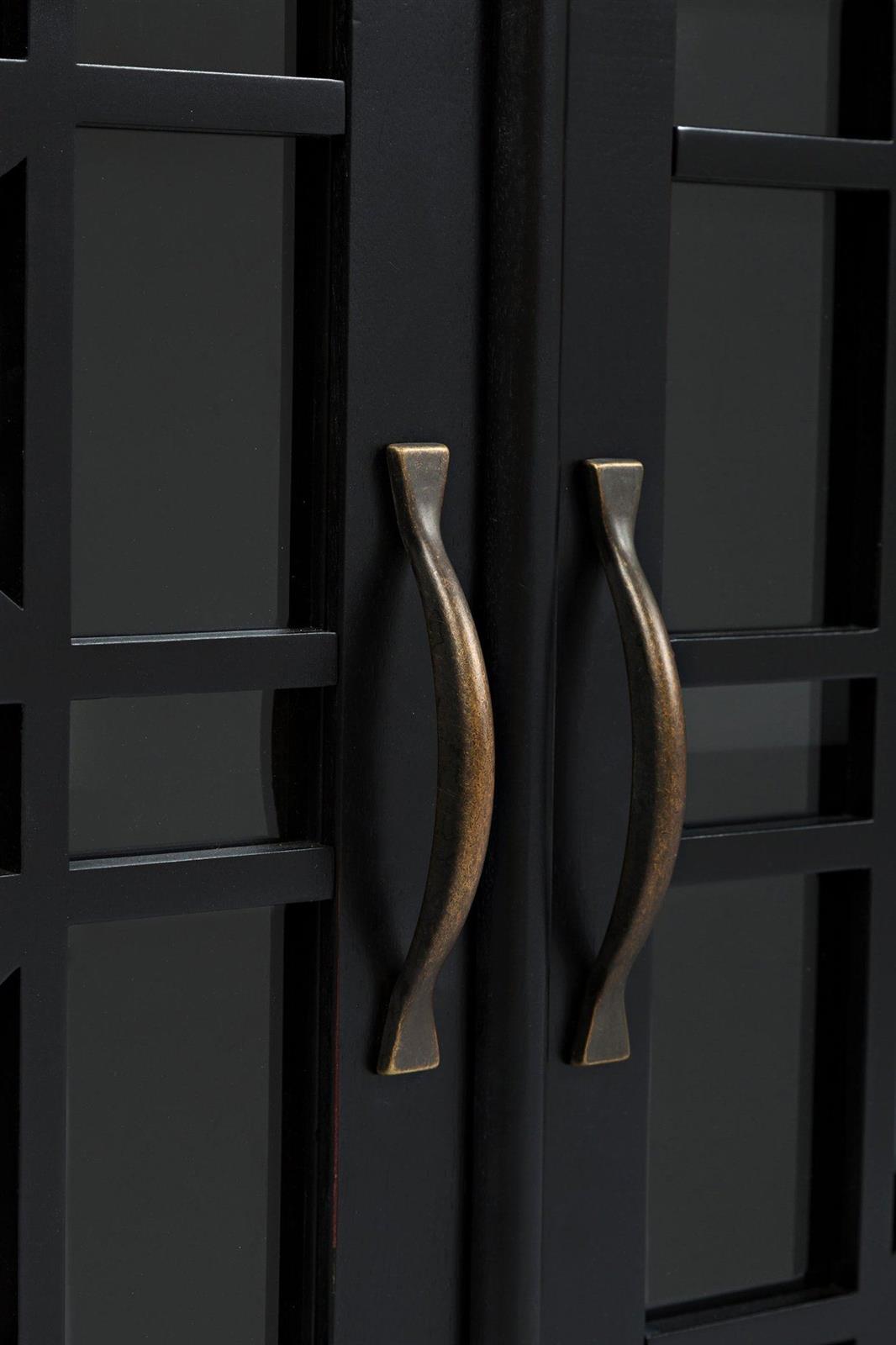 KOMODA czarna, 3-drzwiowa przeszklona z ażurowymi drzwiami, z szufladami i z uchwytami w odcieniu postarzanego złota, pojemna KOMODA czarna, 3-drzwiowa przeszklona z ażurowymi drzwiami, z szufladami i z uchwytami w odcieniu postarzanego złota, pojemna