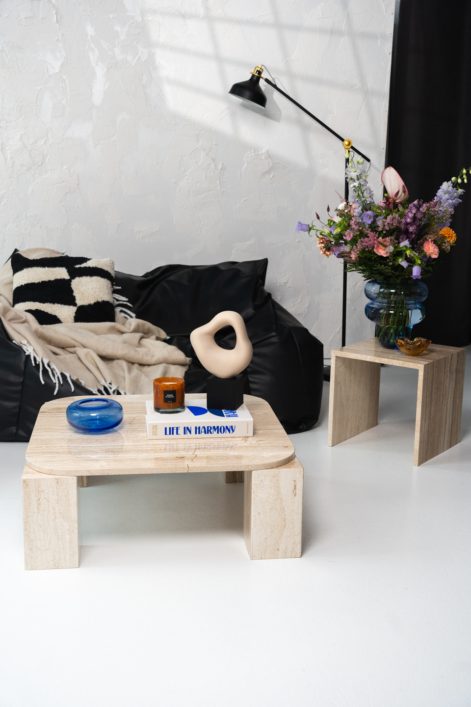 STOLIK KAWOWY Alice z marmuru Breccia Sarda, ręcznie wykonany, kwadratowy, designerski styl, najwyższa jakość STOLIK KAWOWY Alice z marmuru Breccia Sarda, ręcznie wykonany, kwadratowy, designerski styl, najwyższa jakość