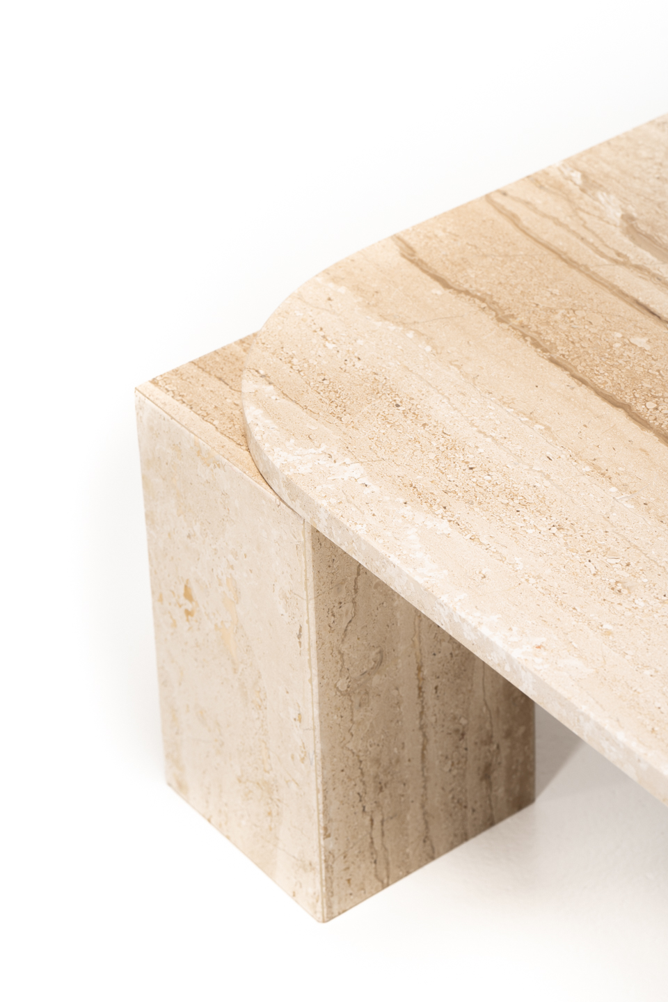 STOLIK KAWOWY Alice z marmuru Breccia Sarda, ręcznie wykonany, kwadratowy, designerski styl, wyjątkowy STOLIK KAWOWY Alice z marmuru Breccia Sarda, ręcznie wykonany, kwadratowy, designerski styl, wyjątkowy