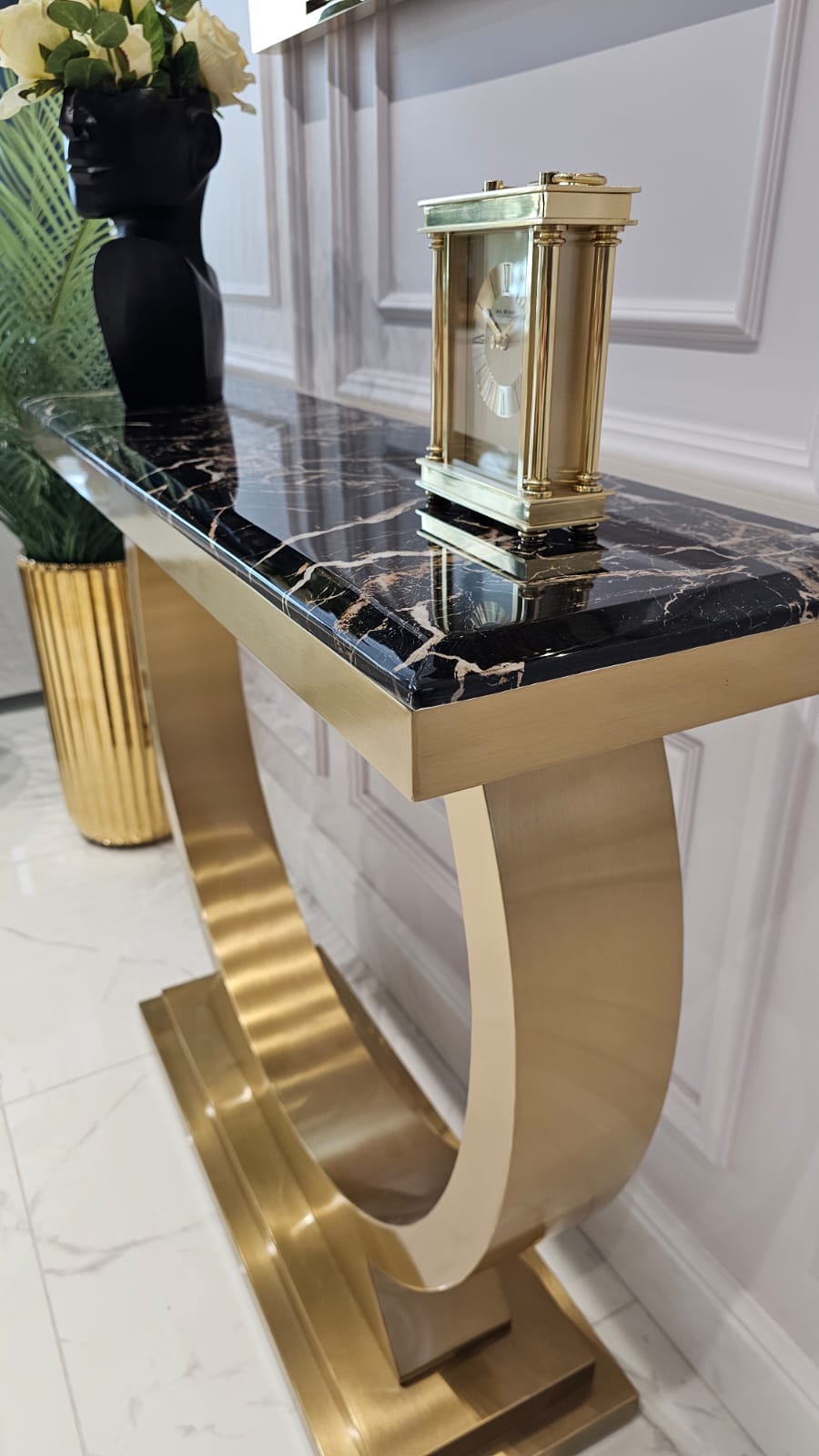 KONSOLA DEKORACYJNA RING, złota podstawa, marmurowy blat, luksusowy i ponadczasowy design 5