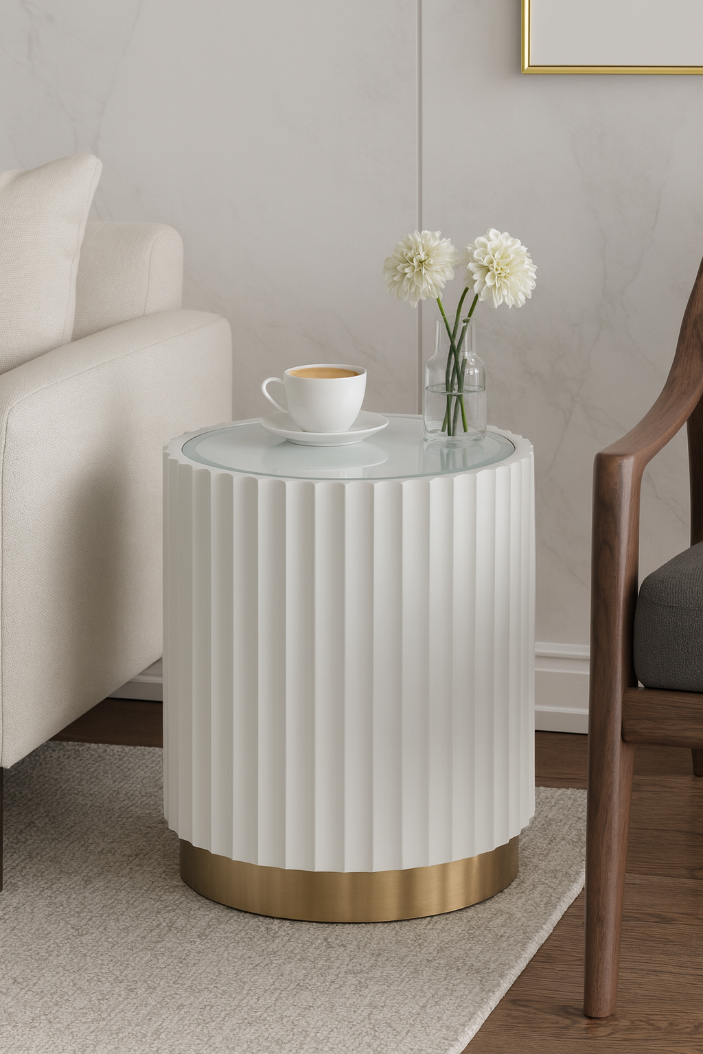 STOLIK POMOCNICZY, okrągły, ryflowany korpus, lustrzany blat, złote elementy, nowoczesny design