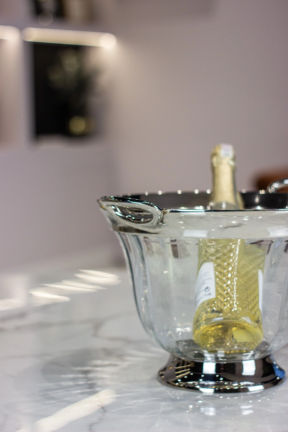 COOLER szklany z srebrnymi, metalowymi detalami, klasyczny styl, wyjątkowy