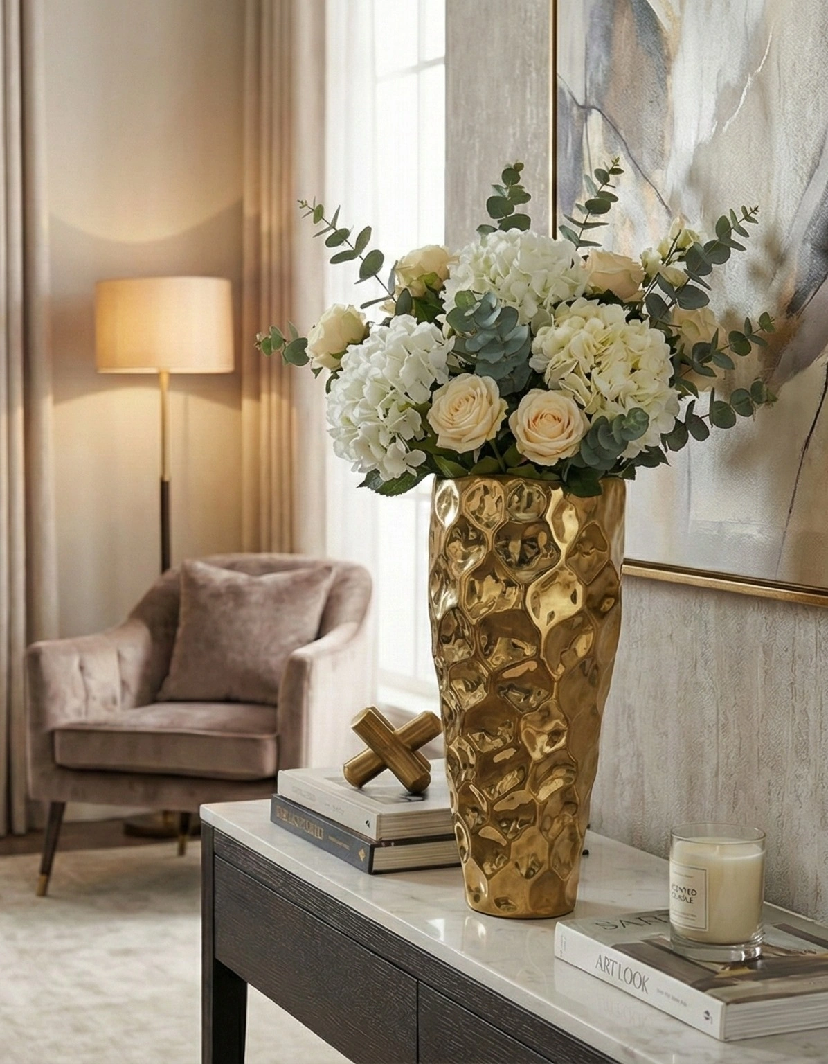 WAZON złoty, nieregularny kształt, ponadczasowy design